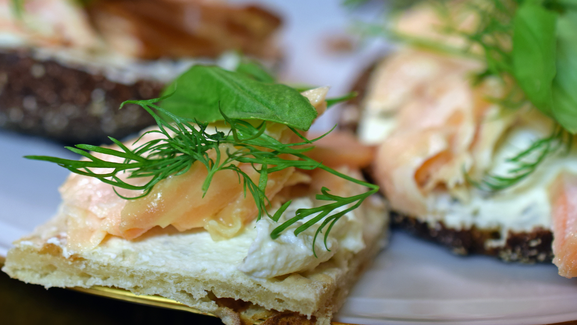 Salmon-canapés